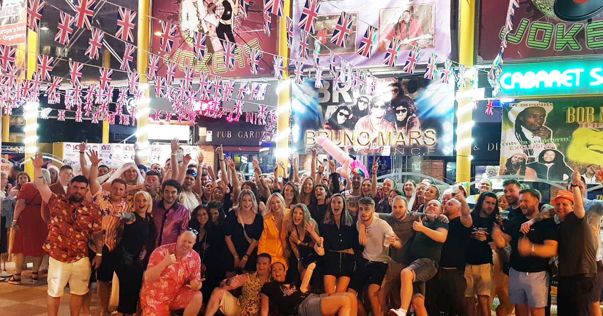 Benidorm stag and hen bar crawl